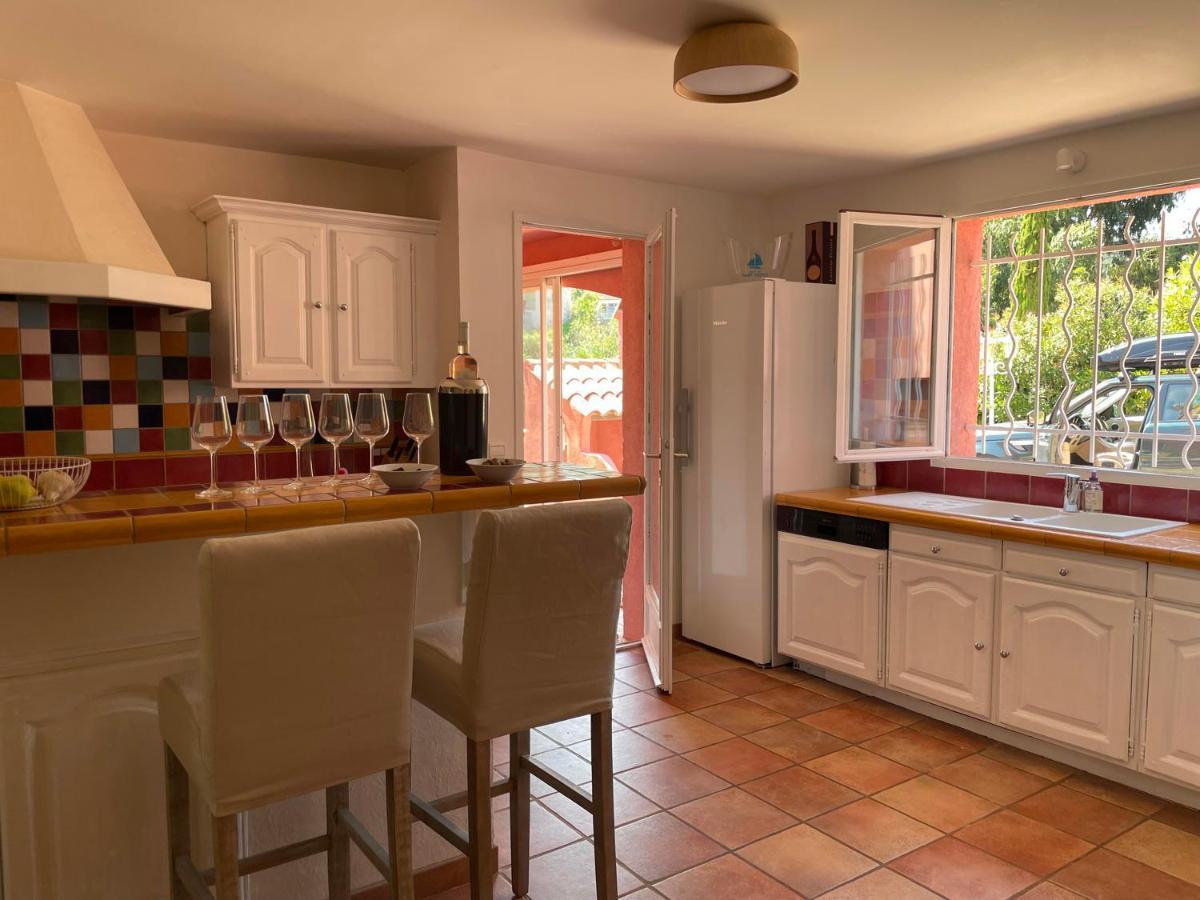 Fantastic Pool Villa 900M To The Beach; With Extravagant Big Garden Σαιντ-Μαξίμ Εξωτερικό φωτογραφία